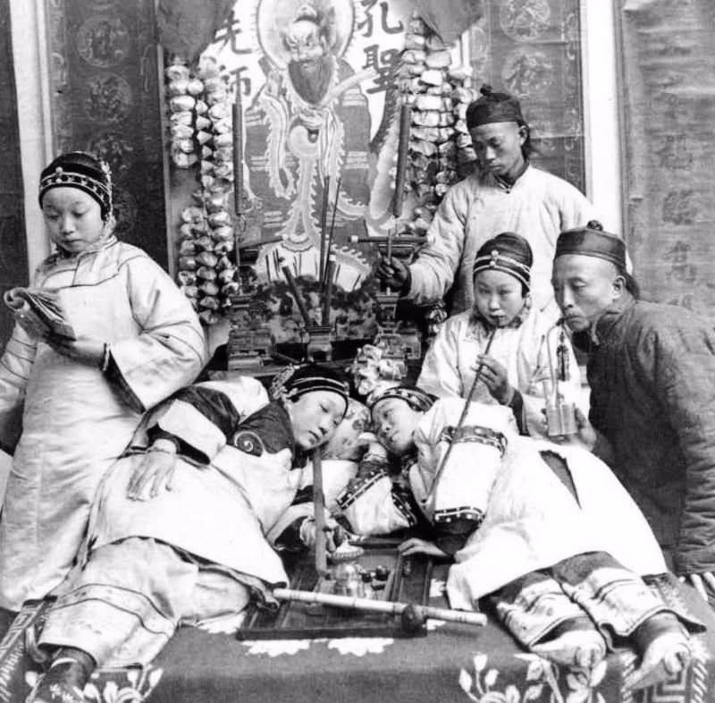 Bound Feet: Horrible Body Modification that Chinese Women Practiced for One Thousand years Weird