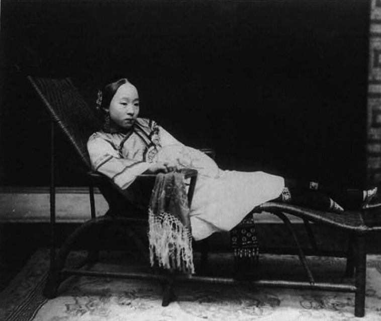 Bound Feet: Horrible Body Modification that Chinese Women Practiced for One Thousand years Weird