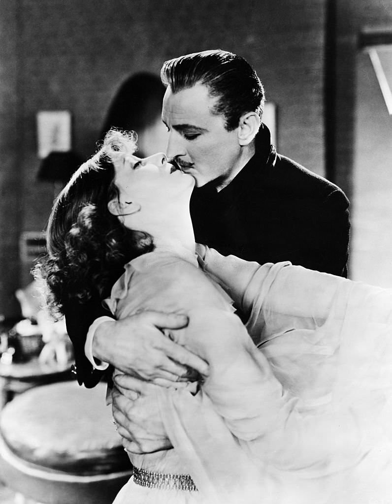 Greta Garbo and John Barrymore in love scene from ‘Grand Hotel’, 1932
