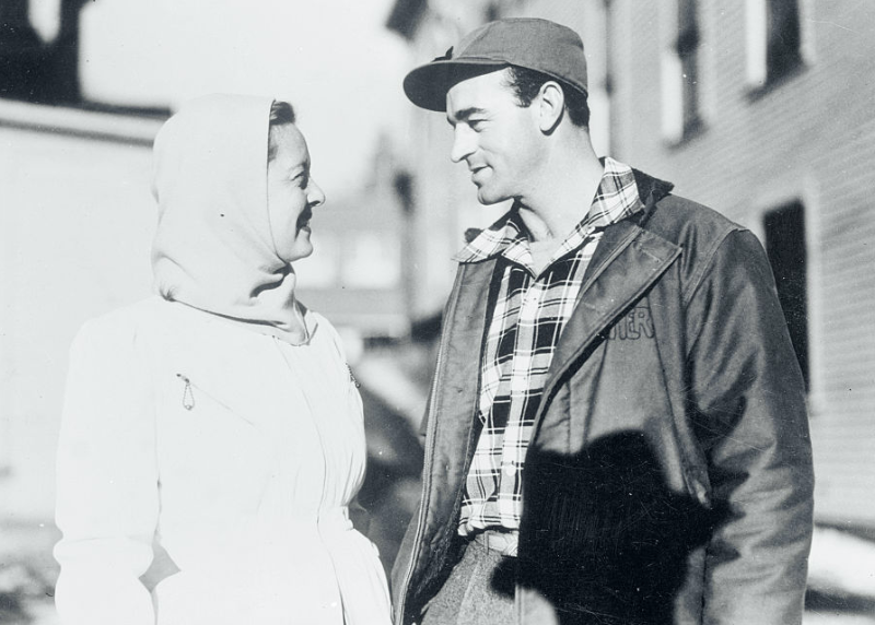 #1 Bette Davis and William Sherry spent their honeymoon in Mexico City, and ended it in the White Mountains of New Hampshire in 1945