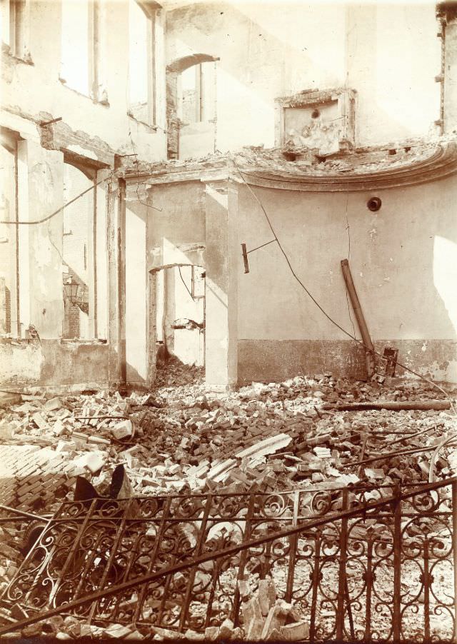 #33 Theatre ruins, Leuven, August 1914