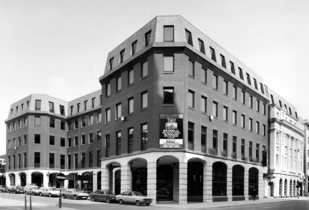 #110 No 2, Moorfields, Liverpool, 26th February 1986.