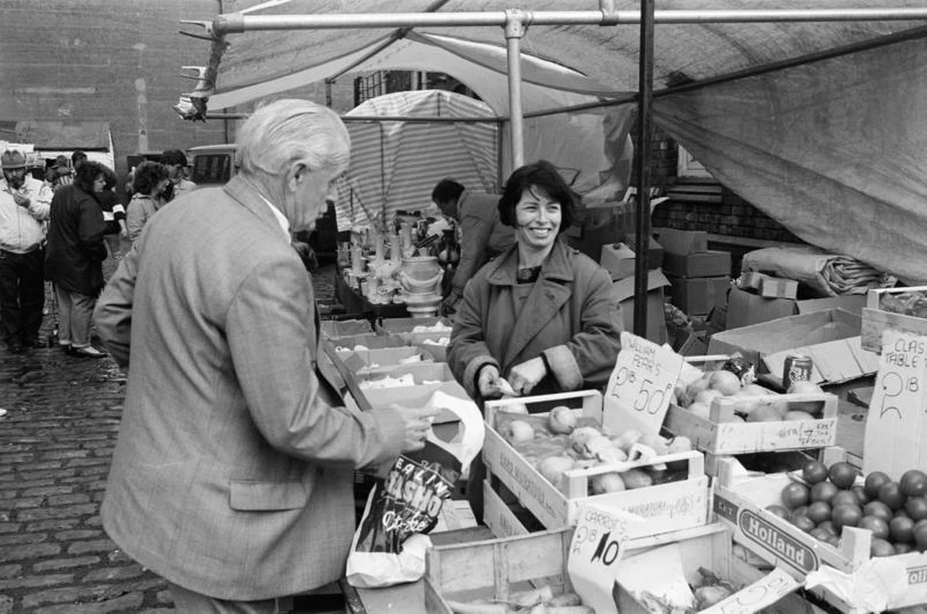 #22 Heritage Market, Stanley Dock, Liverpool, 25th September 1988.