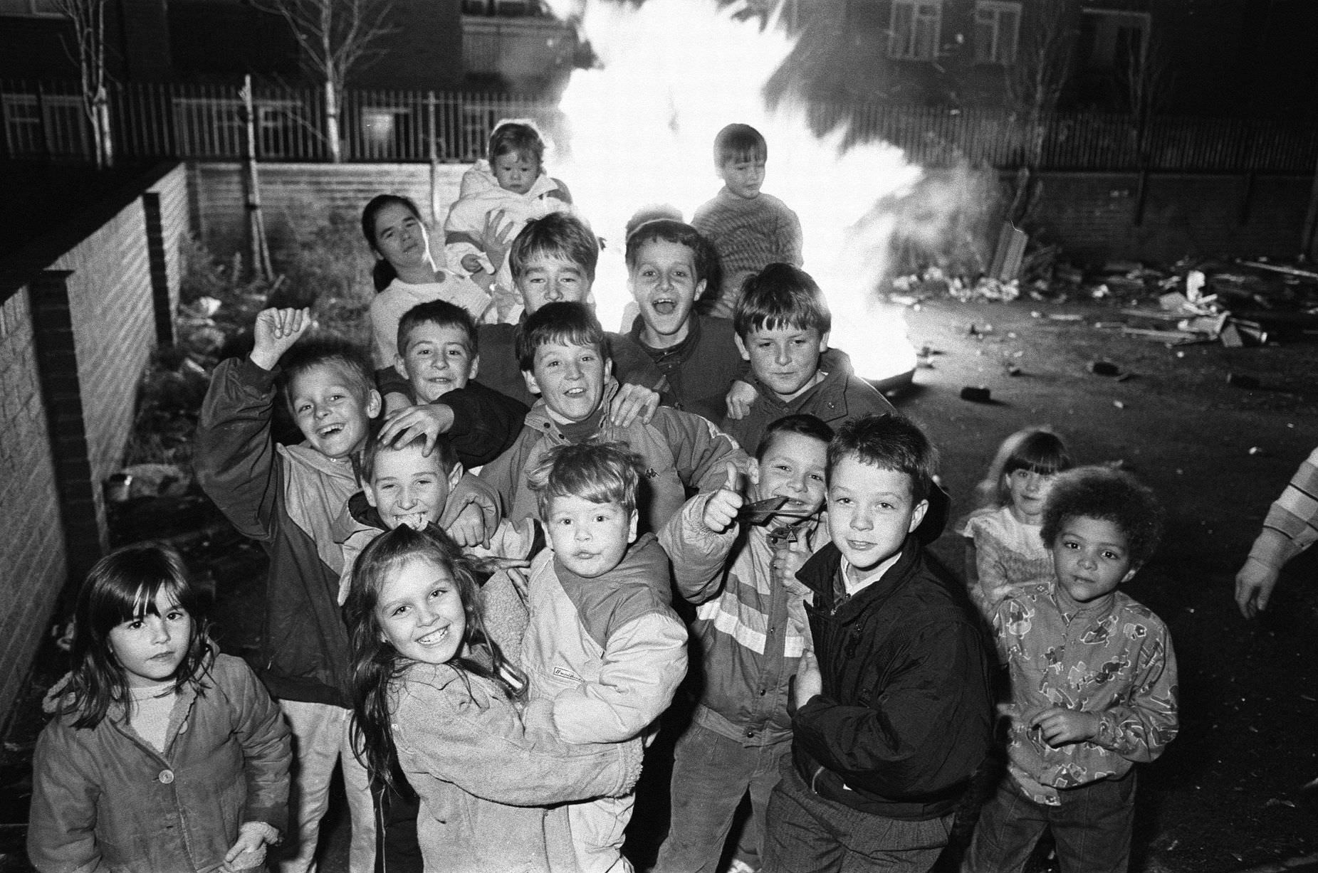 #63 Bonfire Night Kensington, Liverpool, Wednesday 5th November 1986