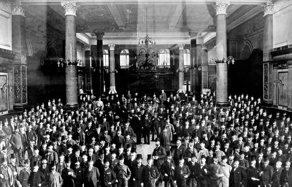 #90 The Liverpool Cotton Exchange in 1896