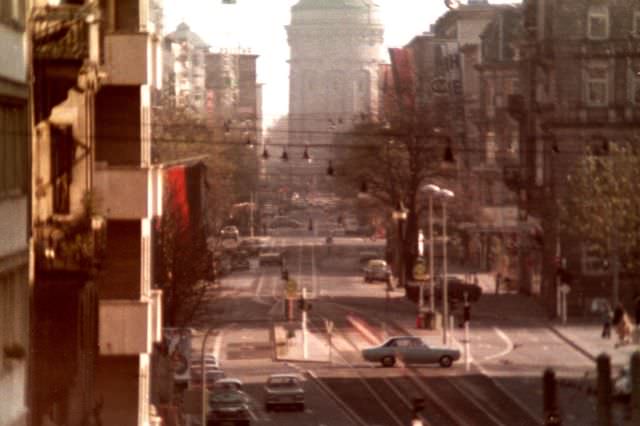 #28 The extended Planke, 1973