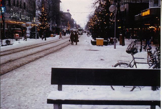 #19 The Planken in front of Planken Kino, Christmas 1978