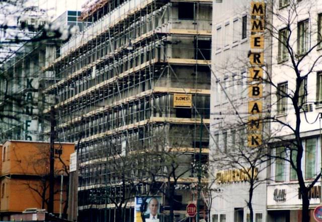 #22 The Dresdner Bank under construction, 1972