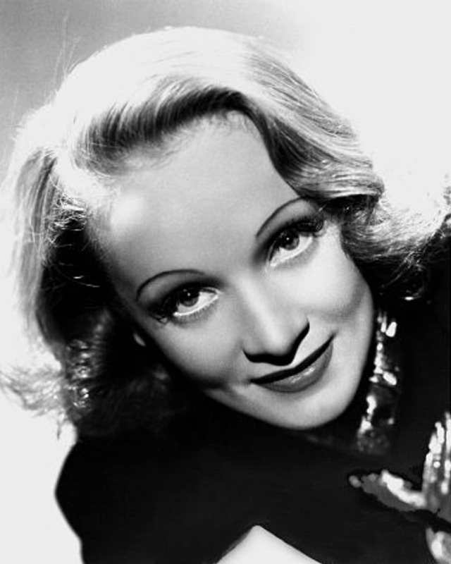 Fabulous Photos of Marlene Dietrich as Maria&; Angel&; Barker from the movie &;Angel (1937)&; Movies &; T