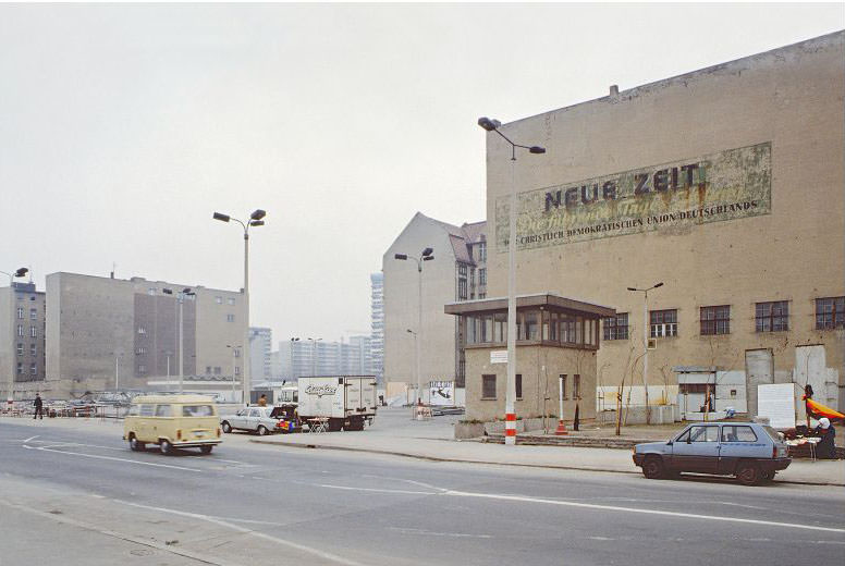 #12 Friedrichstraße, Berlin-Mitte, 1991