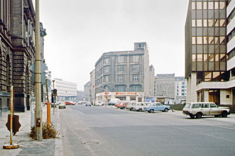 #30 Mauerstraße, Berlin-Mitte, 1991