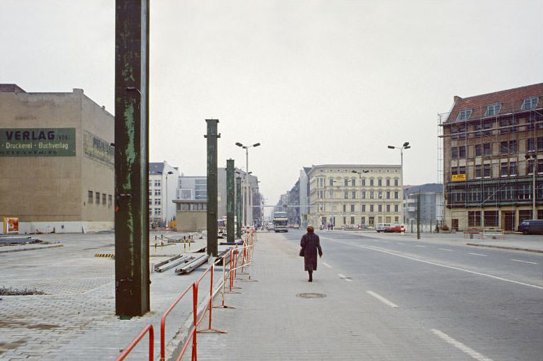 #1 Friedrichstraße, Berlin-Mitte, 1991