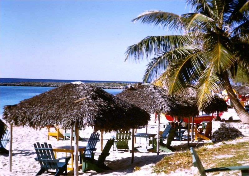 #9 Paradise Beach, Nassau, 1960