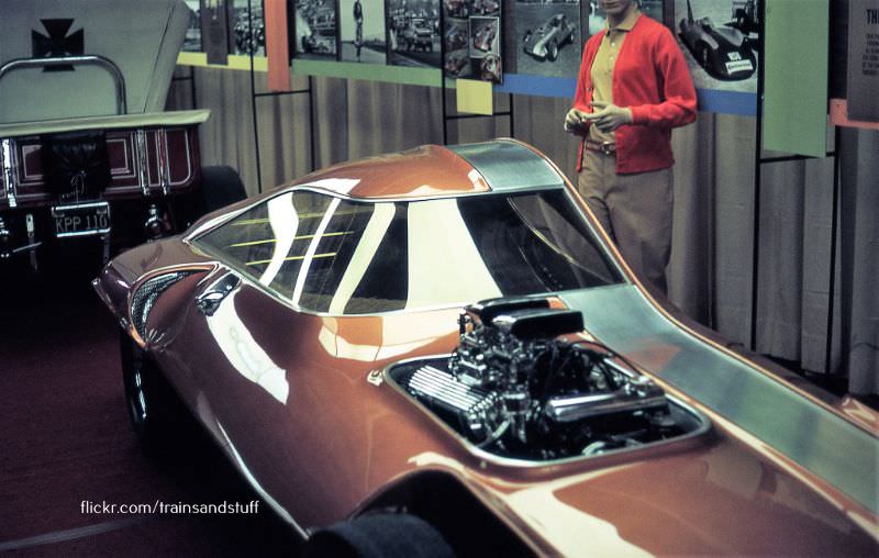 #55 New York Auto Show, 1966