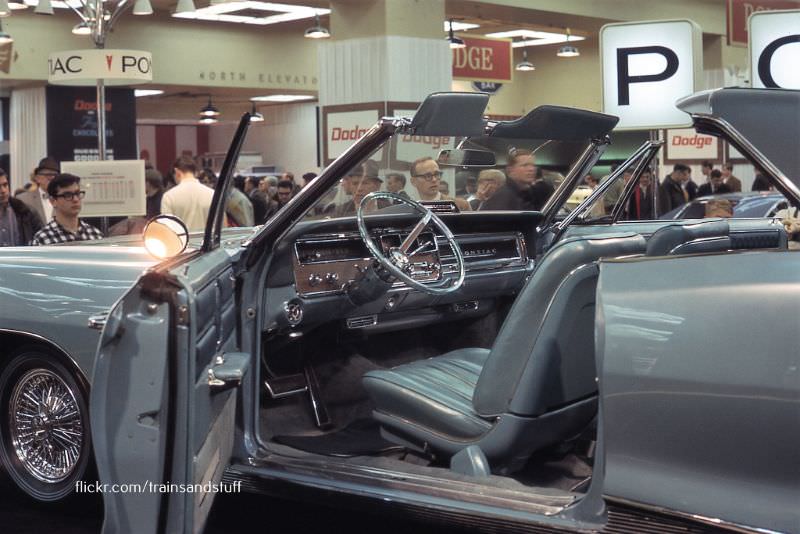 #56 Pontiac Bonneville at the New York Auto Show, 1966