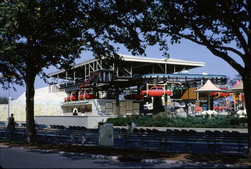 #45 Chrysler Pavilion