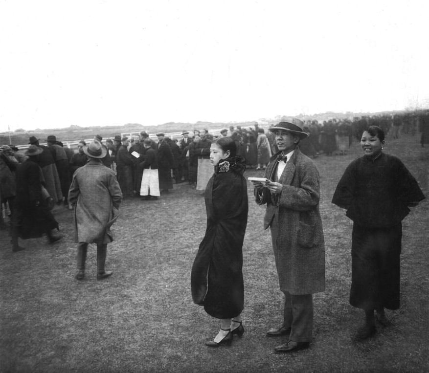 #14 At the Racecourse