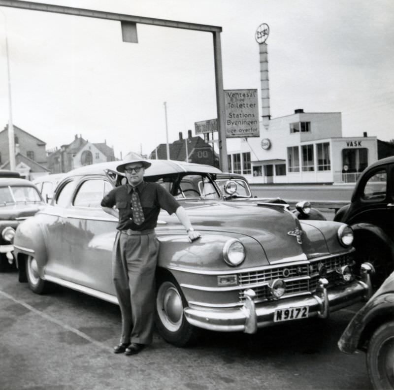 Fabulous Photos of People with their Chrysler Automobiles from the Past Vehicles &; Transportation