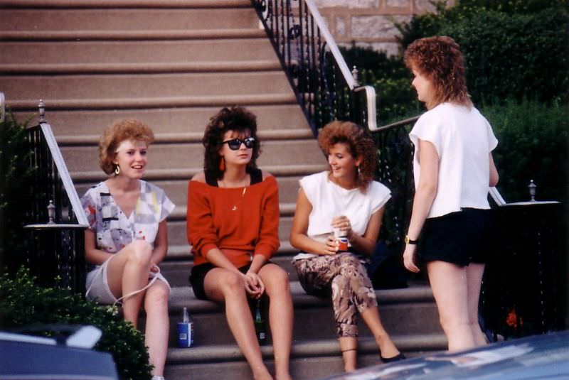 #56 Philly girls, 1986