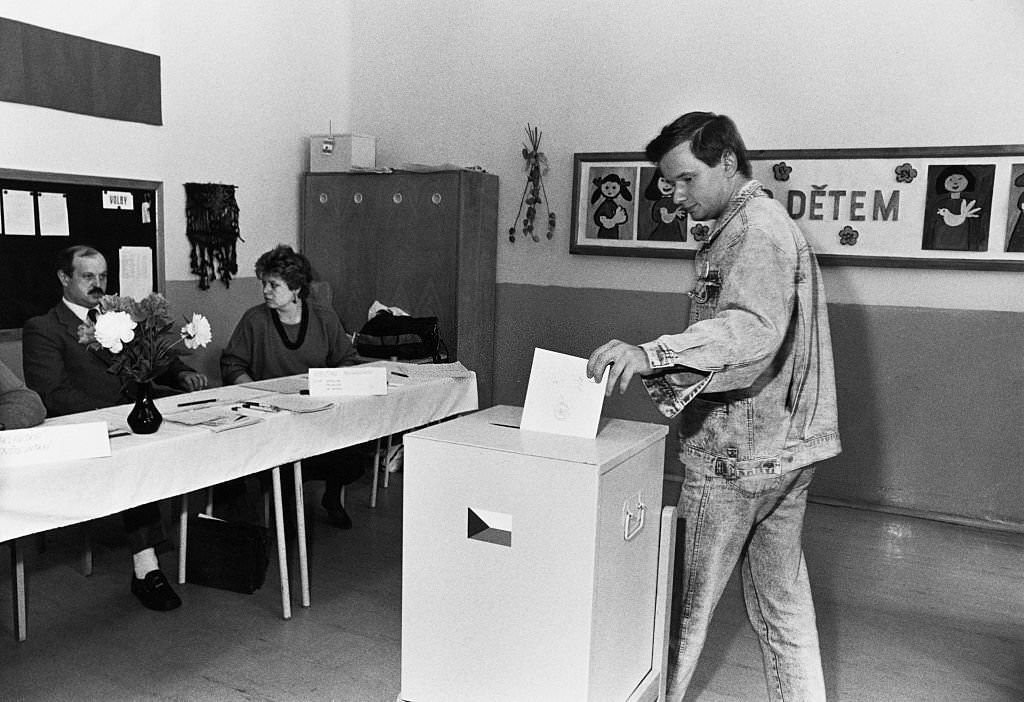 #29 Voting in the parliamentary elections in Prague, Czechoslovakia, 7th June 1990.