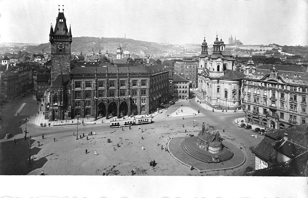 #87 Old Town Square in Prague, 1990s