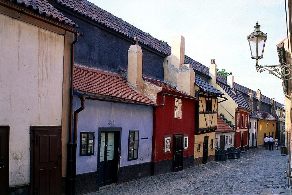 #43 Golden Lane on Hradčany, Kafka House, 1996