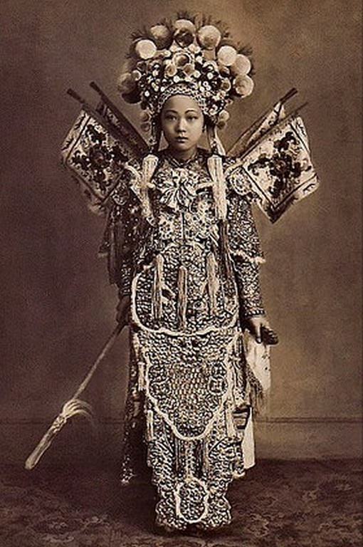 #18 Cholon Actress, Cholon, Saigon, French Cochinchina, 1900s
