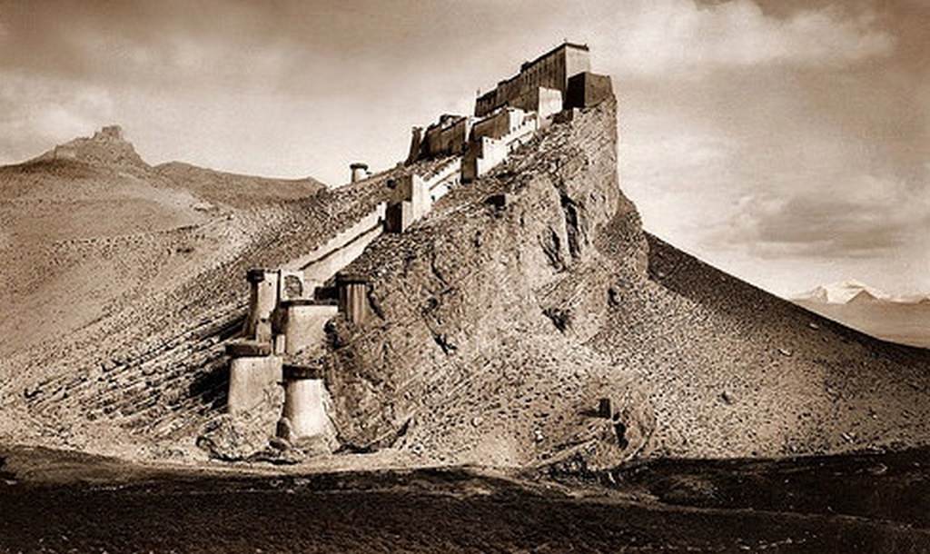 #45 Kampa Dzong, Tibet, 1904