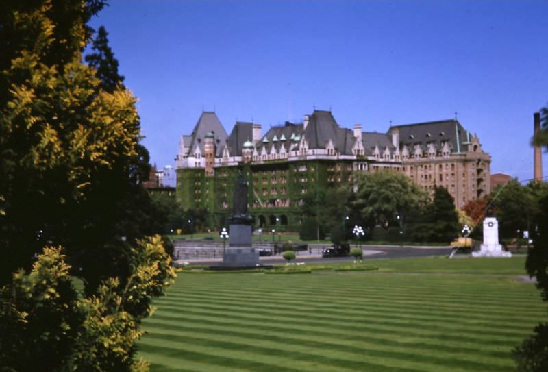 #30 Victoria. Empress Hotel from Parliament Buildings, 1947