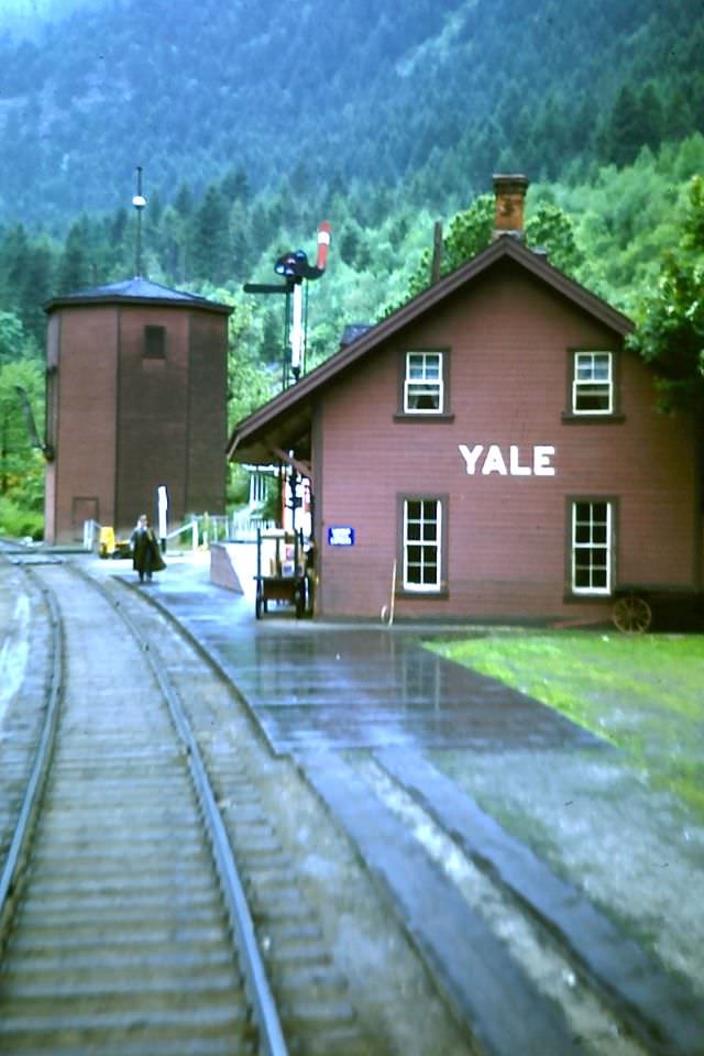 #39 Yale. CPR station, 1947