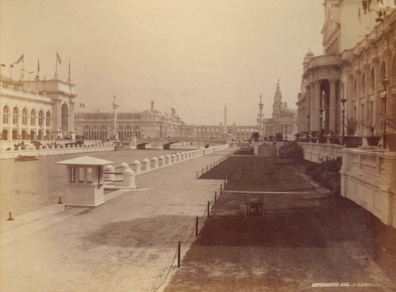 #102 South Basin, World’s Columbian Exposition, Chicago, 1893