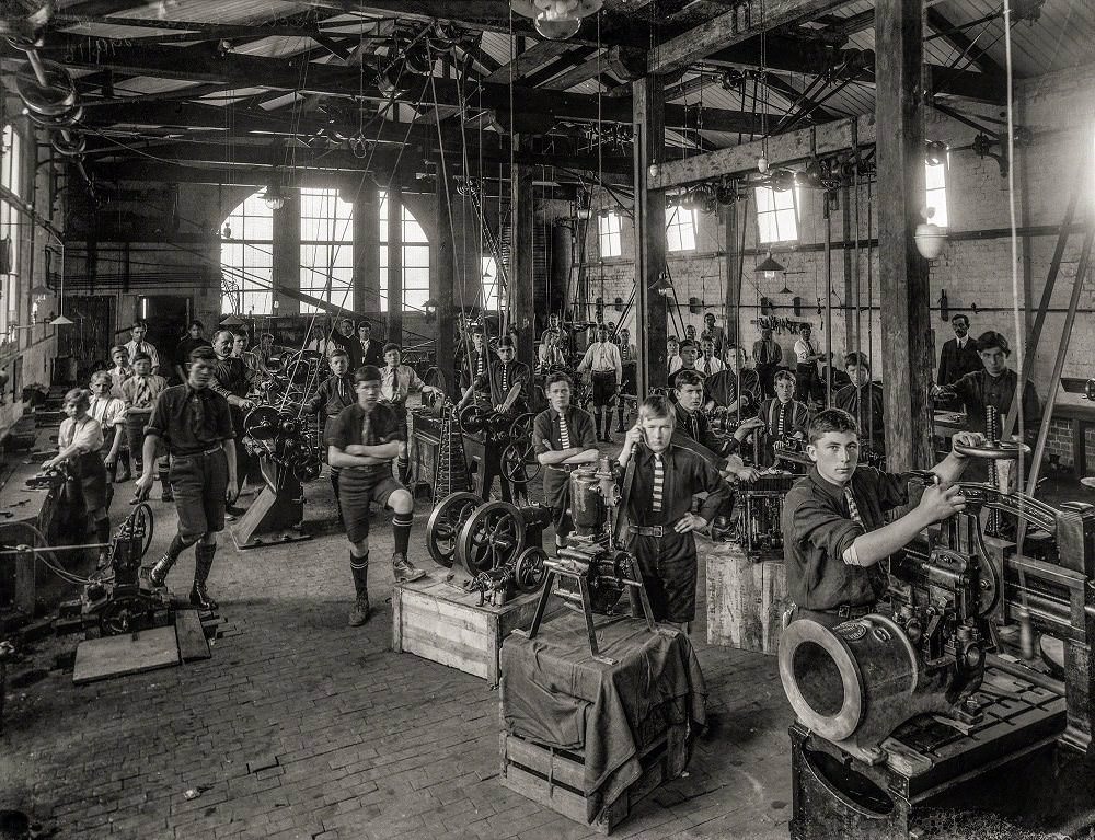 #9 Boys of Wanganui Technical College during an engineering class, New Zealand, 1916