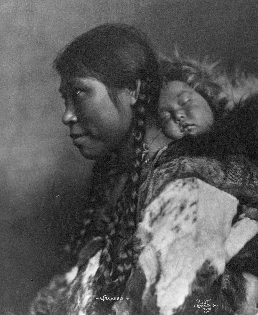 #18 Mother and child. 1905.