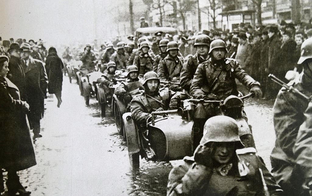 #28 The German army motorized in Prague.