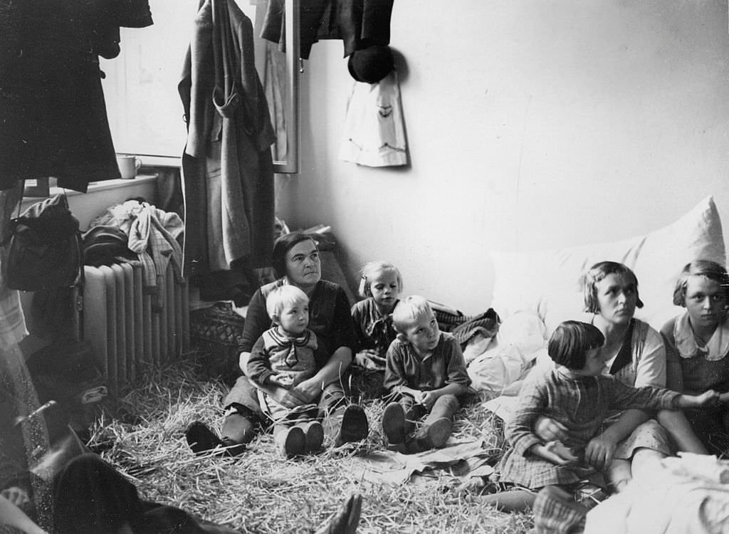 #8 Czech refugees from the german settelment area in the bohemian countries, so called Sudetenland after the invasion of the German armed forces, 1938