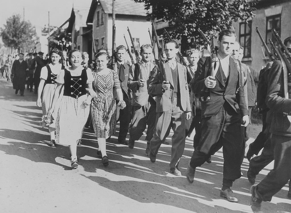#85 These Sudeten German civilians who fled into Germany during the Czech-German crisis might be called the Vanguard of the German army of occupation.