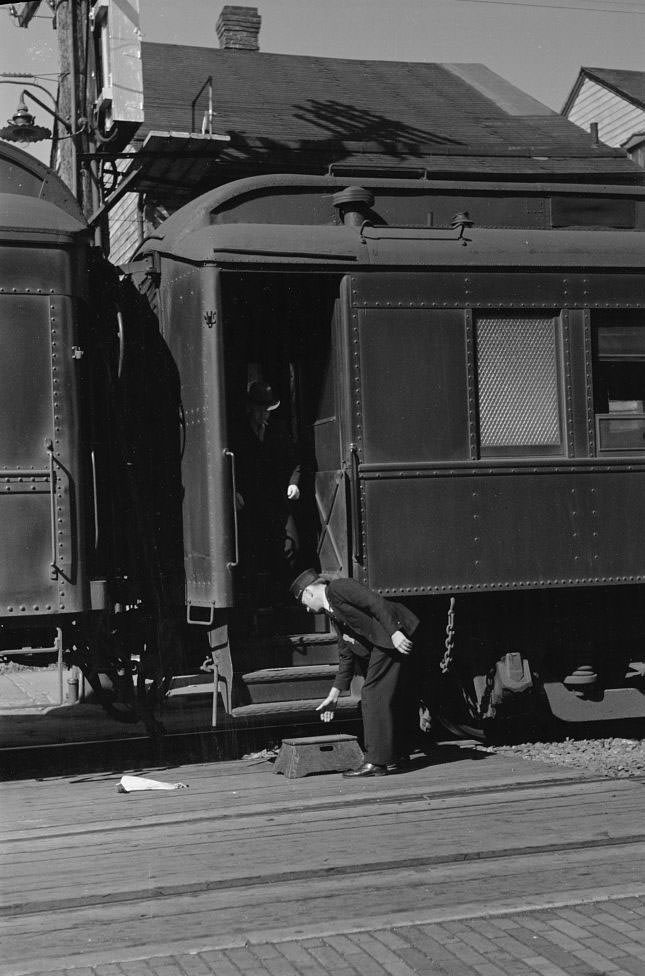 #12 Conductor placing step for the passengers, Hagerstown, Maryland
