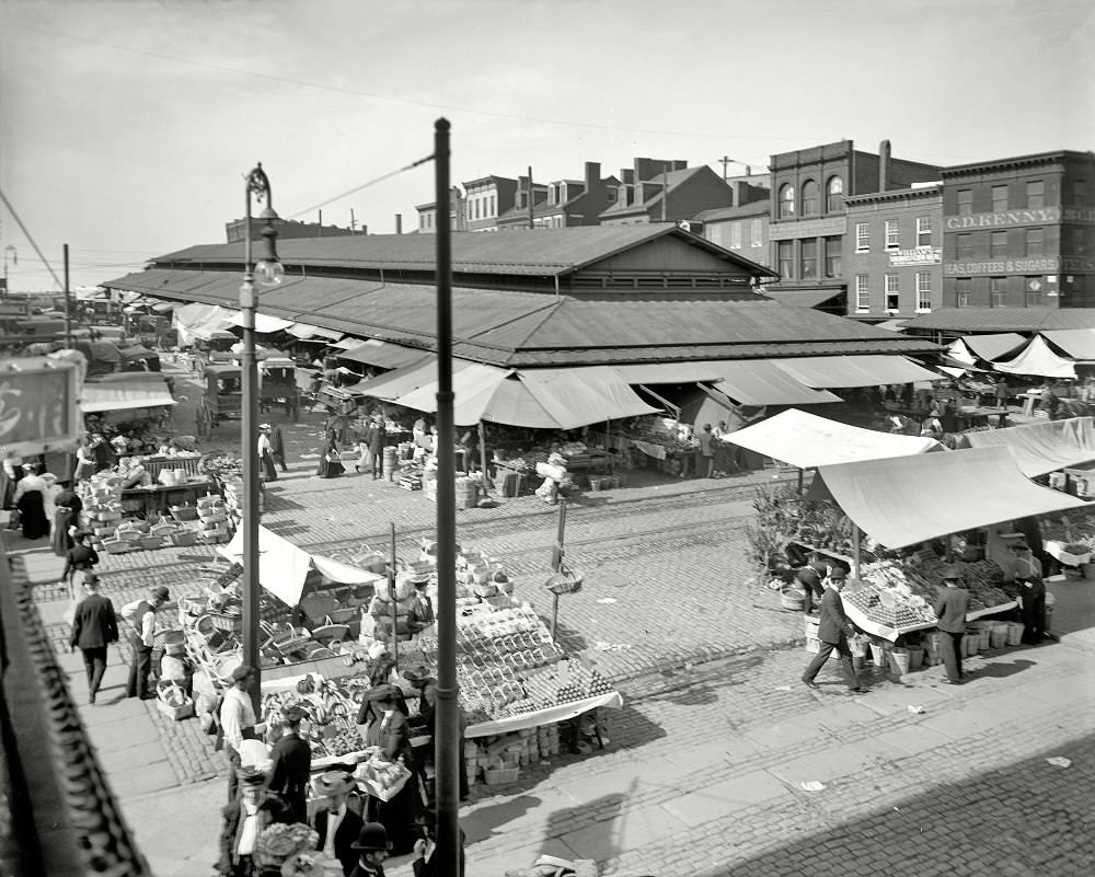 #33 Lexington Market, Baltimore, 1905