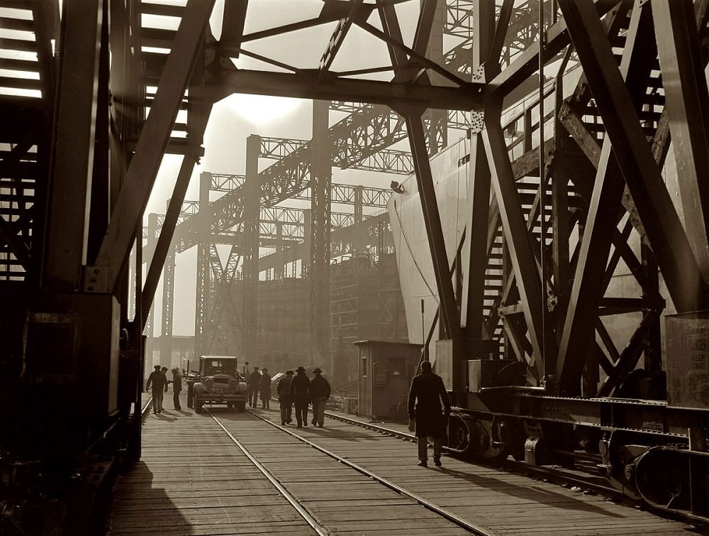 #9 Bethlehem-Fairfield Shipyards, Baltimore, 1941