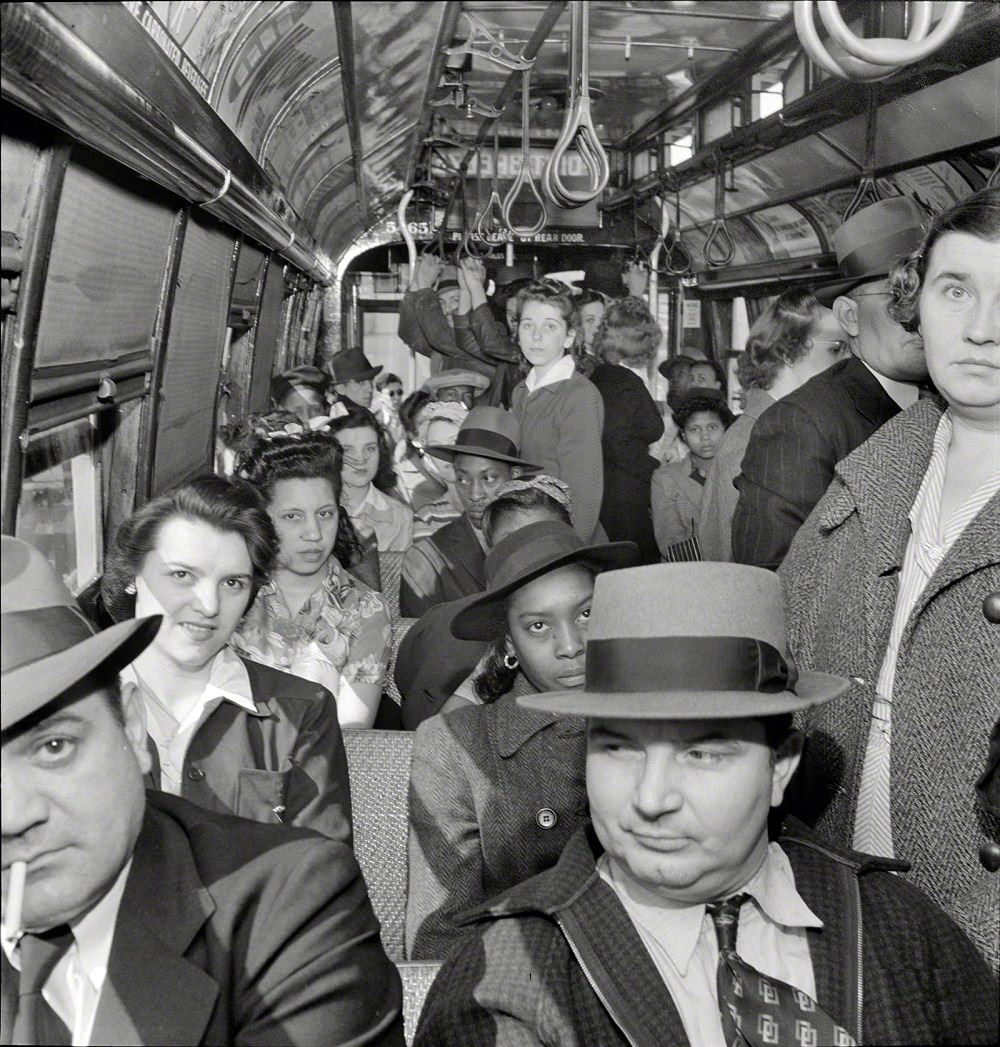 #7 Students and workers returning home on a trolley, Baltimore, April 1943