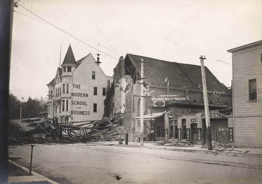 #100 The Modern School of Business, 72-78 North Second Street; Roley S. Kooser, Plumbers and Tinners, 46 North Second Street, 1906
