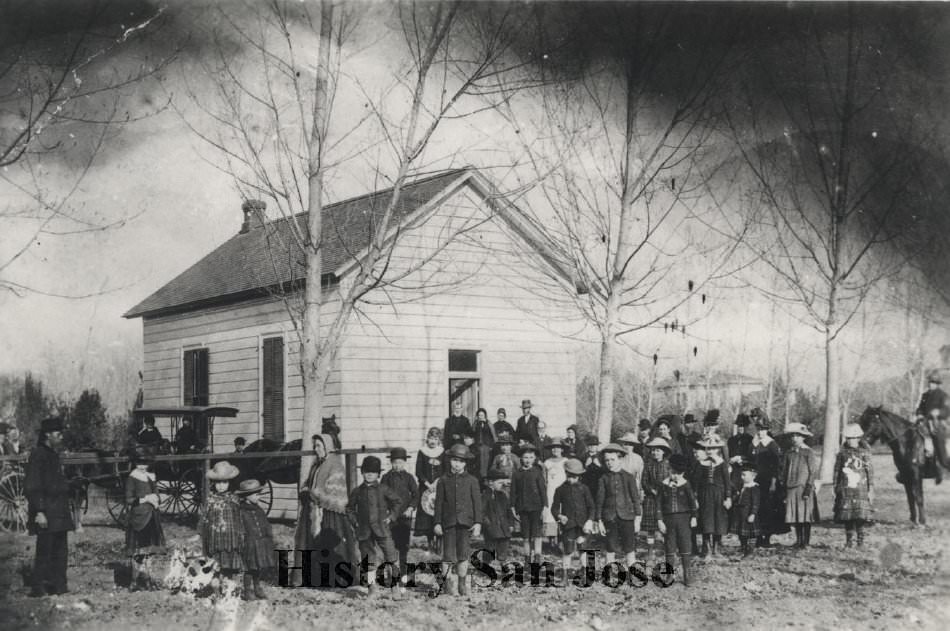 #44 Quaker Meeting House, 1885
