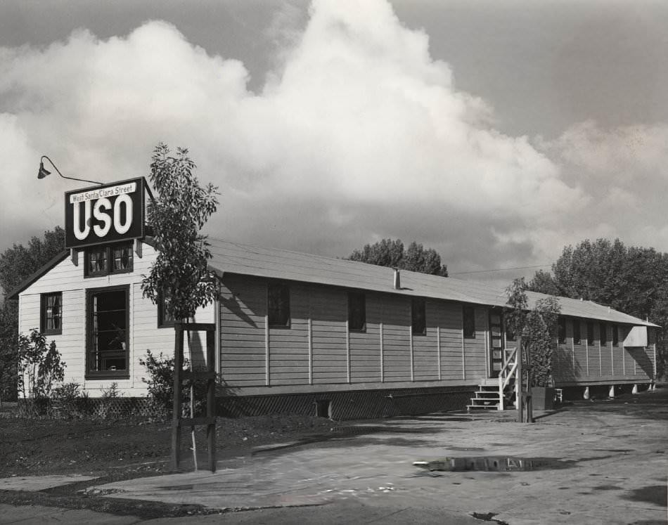 #84 West Santa Clara Street USO building, 1940s