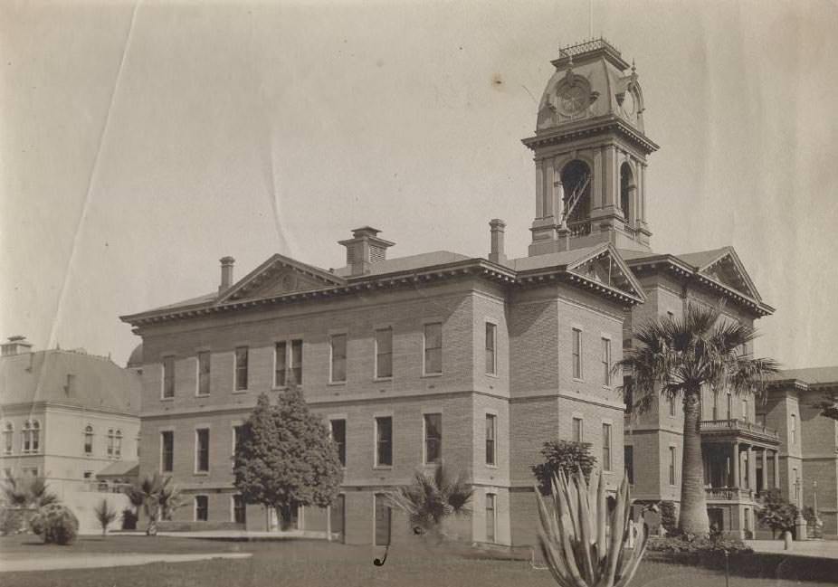 #116 State Normal School, 1900