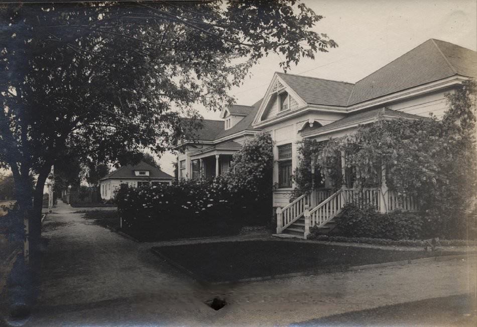 #125 Hare family home, 1075 Madison Street, 1907