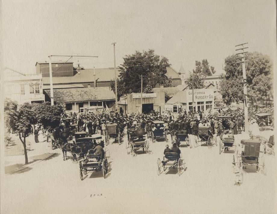 #13 Photo from Von Dorsten family album. Company B leaving San Jose for Spanish American war, 1906