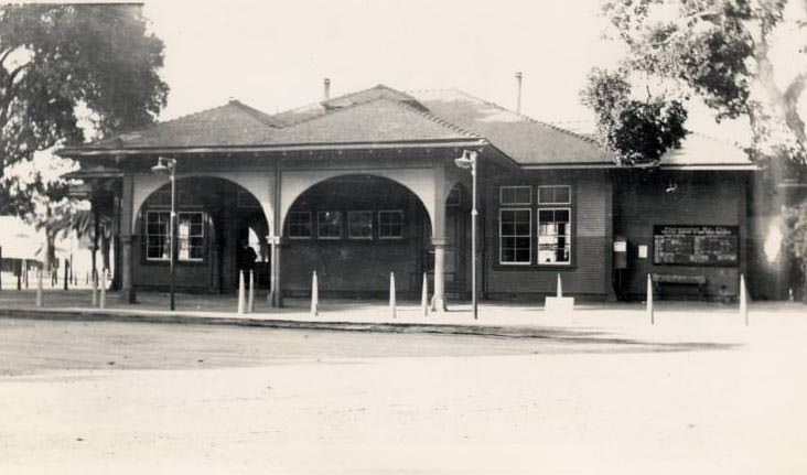 #165 Palo Alto Railway Station, 1910