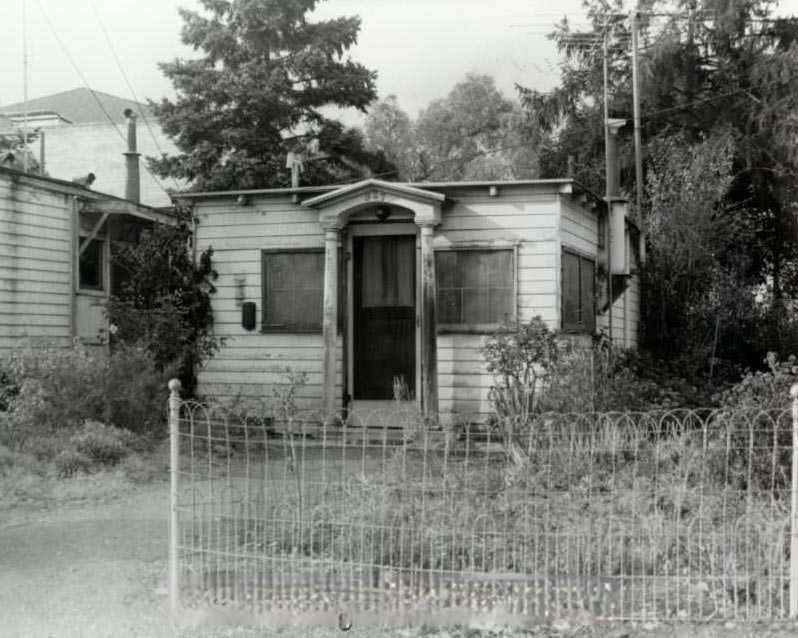 #159 Small building surrounded by vegetation, 1940