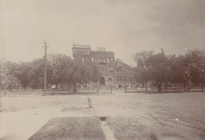 #185 San Jose High School, 1906