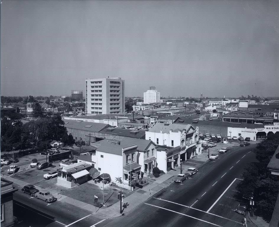 #111 Corner of Market at Park, 1955